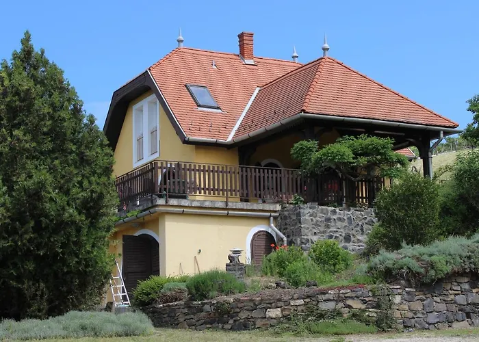 Napsugár Badacsonytördemic